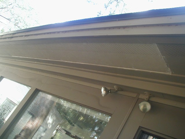 20080908_soffit_2.jpg